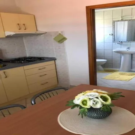 Paloc - One-bedroom With Balcony Zeleni Bol